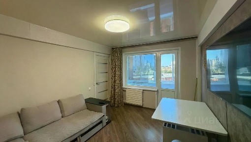 Продается 3-комн. квартира, 49,3 м²
