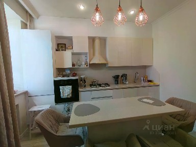 Продается 2-комн. квартира, 56 м²
