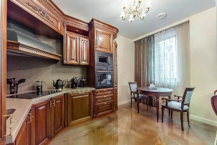 Продается 2-комн. квартира, 75 м²