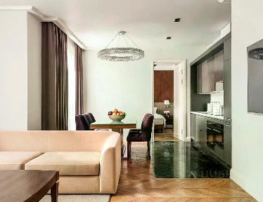 Продаются 3-комн. апартаменты, 105 м²