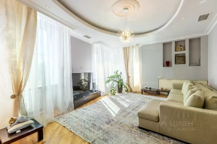 Продается 4-комн. квартира, 134,1 м²