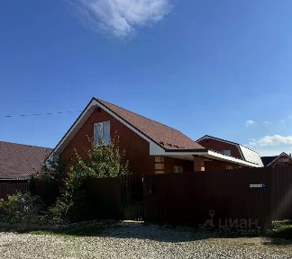 Продается 2-этажный дом, 110 м²