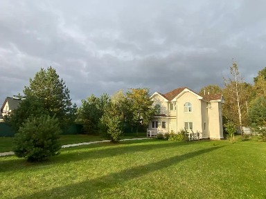Продается 2-этажный дом, 150 м²