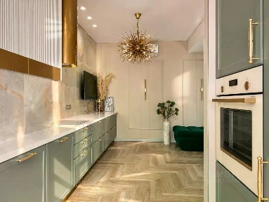 Продается 4-комн. квартира, 131 м²