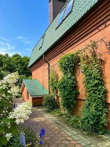 Продается 3-этажный коттедж, 286 м²