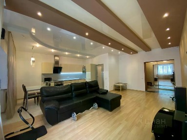 Продается 2-комн. квартира, 120 м²