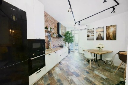 Продается 3-комн. квартира, 105 м²