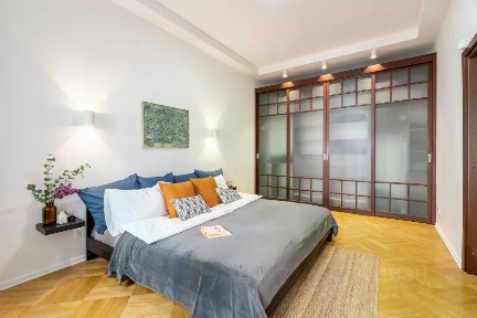 Сдается 2-комн. квартира, 93 м²