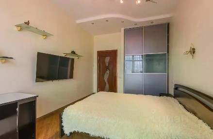 Сдается 3-комн. квартира, 106 м²
