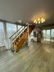 Продается 5-комн. квартира, 112 м²