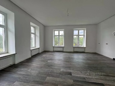 Продается 3-комн. квартира, 181 м²