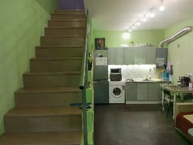 Продается 3-этажный таунхаус, 38,8 м²