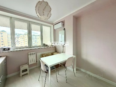 Продается 1-комн. квартира, 42 м²