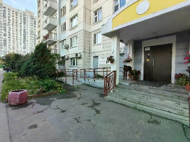 Продается 1-комн. квартира, 42 м²