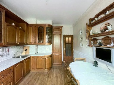 Продается 2-комн. квартира, 67,9 м²