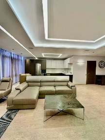 Продается 4-комн. квартира, 130 м²