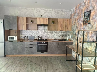 Сдается 2-этажный дом, 300 м²