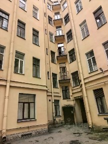 Продается 5-комн. квартира, 146,2 м²
