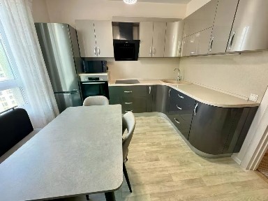 Продается 2-комн. квартира, 56,1 м²