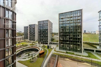 Продается многокомнатная квартира, 210 м²