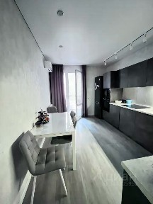 Продается 1-комн. квартира, 42 м²