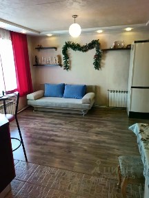 Сдается 2-этажный дом, 235 м²