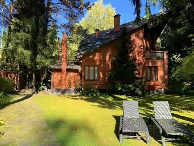 Продается 3-этажный дом, 332,9 м²