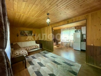 Продается 2-этажный дом, 100 м²