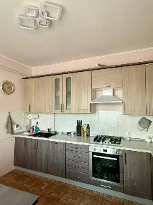 Продается 2-этажный дом, 272 м²