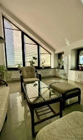 Сдается 3-этажный дом, 400 м²