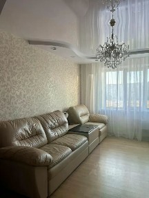 Продается 5-комн. квартира, 90 м²