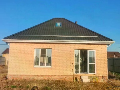 Ростовская область, Азовский район, Пешково село, ул. Луначарского, 105В