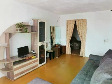 Продается 50% часть дома, 68 м²