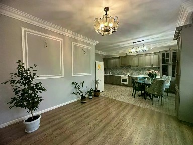 Продается 2-комн. квартира, 120 м²