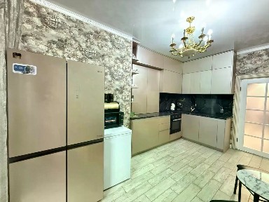 Продается многокомнатная квартира, 194,7 м²
