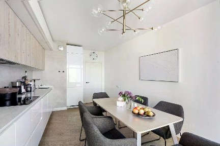 Продается 3-комн. квартира, 101 м²
