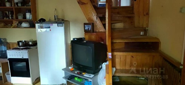 Продается 3-этажный дом, 160 м²