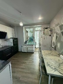 Продается 2-комн. квартира, 57 м²