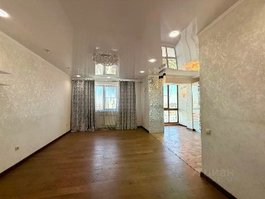 Продается 2-комн. квартира, 82 м²