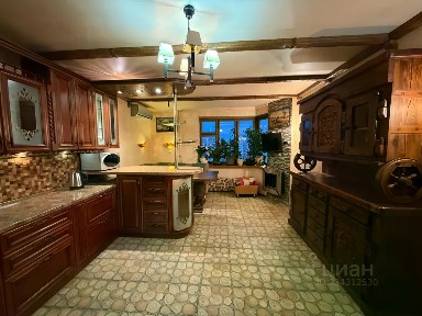 Сдается 3-комн. квартира, 131 м²