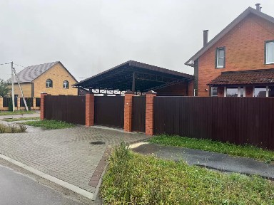 Сдается 2-этажный дом, 100 м²