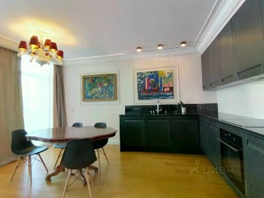 Сдается 4-комн. квартира, 120 м²
