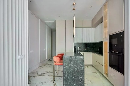 Сдается 4-комн. квартира, 100 м²