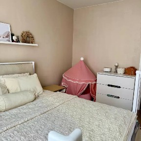 Продается 2-комн. квартира, 57 м²