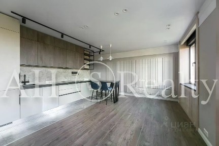Продается 2-комн. квартира, 57,5 м²