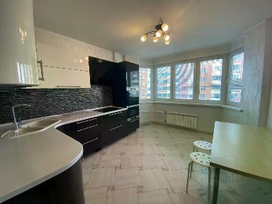 Продается 3-комн. квартира, 76 м²