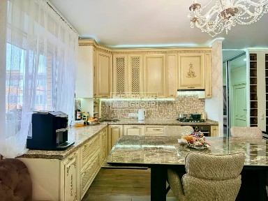 Продается 2-комн. квартира, 62 м²