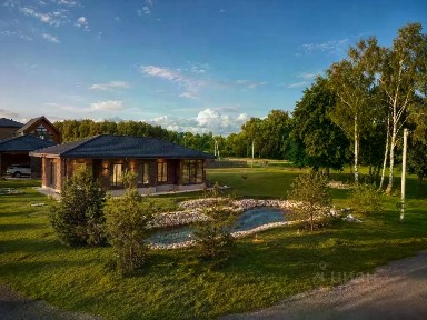 Продается 1-этажный коттедж, 400 м²