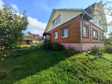 Продается 2-этажный дом, 238 м²