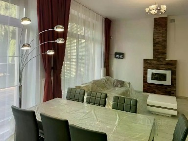 Сдается 3-этажный таунхаус, 280 м²